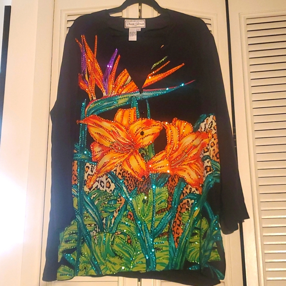 Like new! 100% silk Diane Gilman sequined tropical blouse